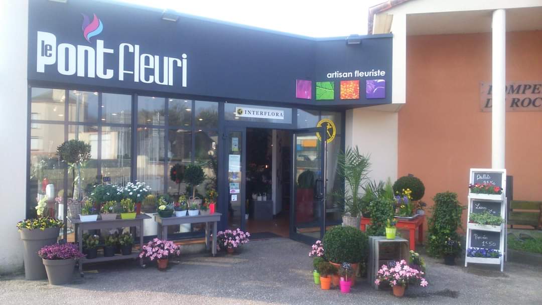 LE PONT FLEURI